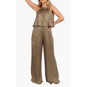 PETAL & PUP Alina Plissé Jumpsuit Olive Green Women Size Medium Casual Party